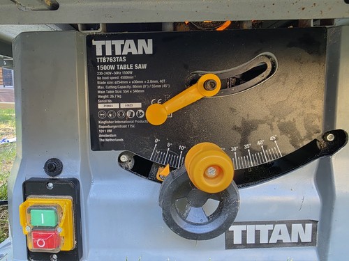 Titan ttb763tas 1500w table - titan,