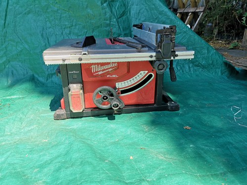 Milwaukee m18 table - milwaukee, saw