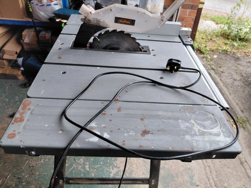 Woodworking circular table saw - table,