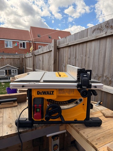 Dewalt dwe7485 electric - dewalt,