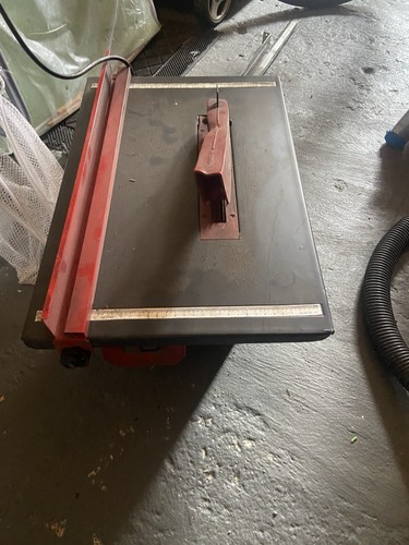 Table saw - table,
